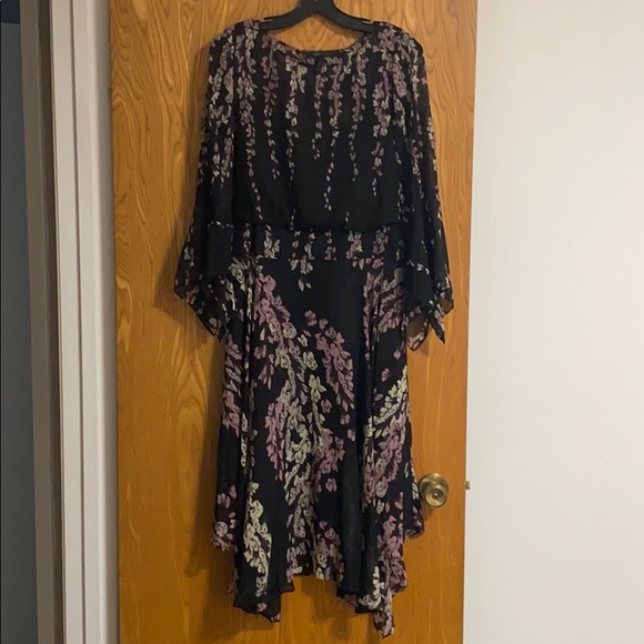 Bcbgmaxazria dress size m - Picture 7 of 10